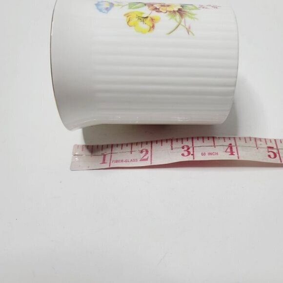 Vintage Royal Castle Fine Bone China England Pink Floral Bouquet Teacup - Picture 9 of 10